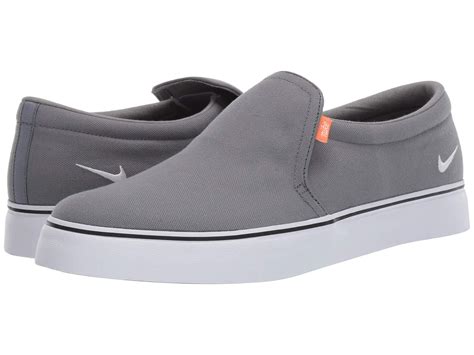 nike slip ons for men